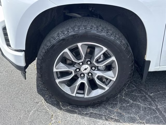 2019 Summit White Chevrolet Silverado 1500 RST 4X4 Truck