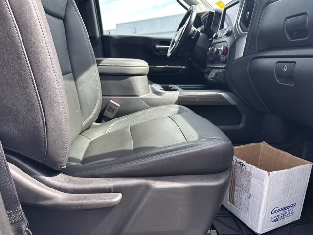 2019 Summit White Chevrolet Silverado 1500 RST 4X4 Truck