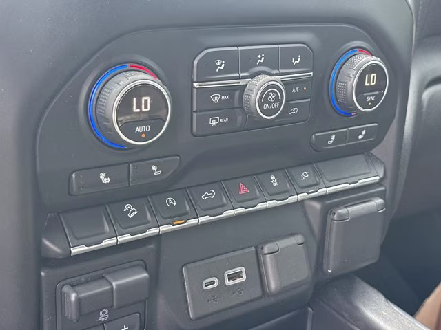 2019 Summit White Chevrolet Silverado 1500 RST 4X4 Truck