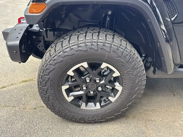 2026 Black Clearcoat Jeep Gladiator Shadow Ops 4X4 Truck