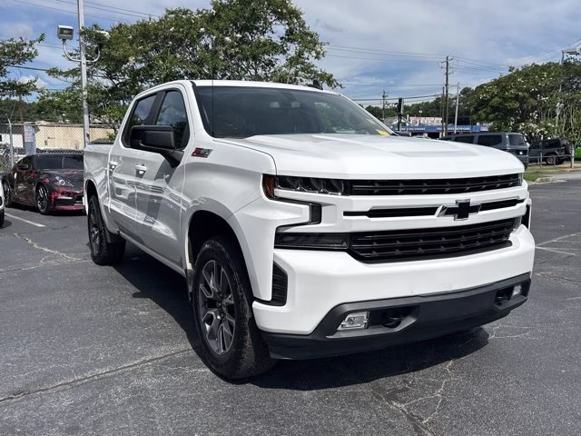 2019 Summit White Chevrolet Silverado 1500 RST 4X4 Truck