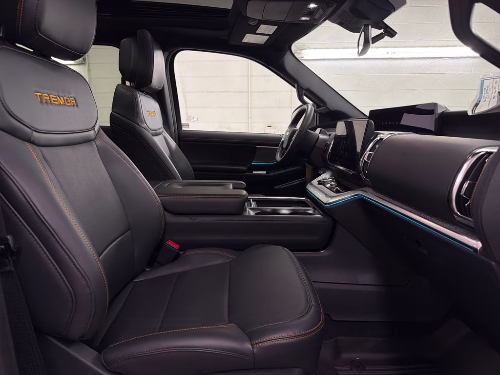 2026 SPACE SILVER Ford Expedition Tremor 4X4 SUV