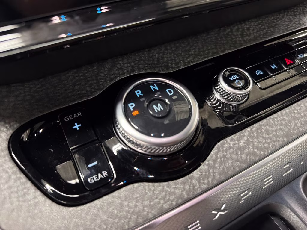 2026 SPACE SILVER Ford Expedition Tremor 4X4 SUV