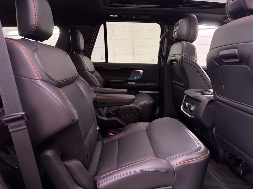 2026 SPACE SILVER Ford Expedition Tremor 4X4 SUV