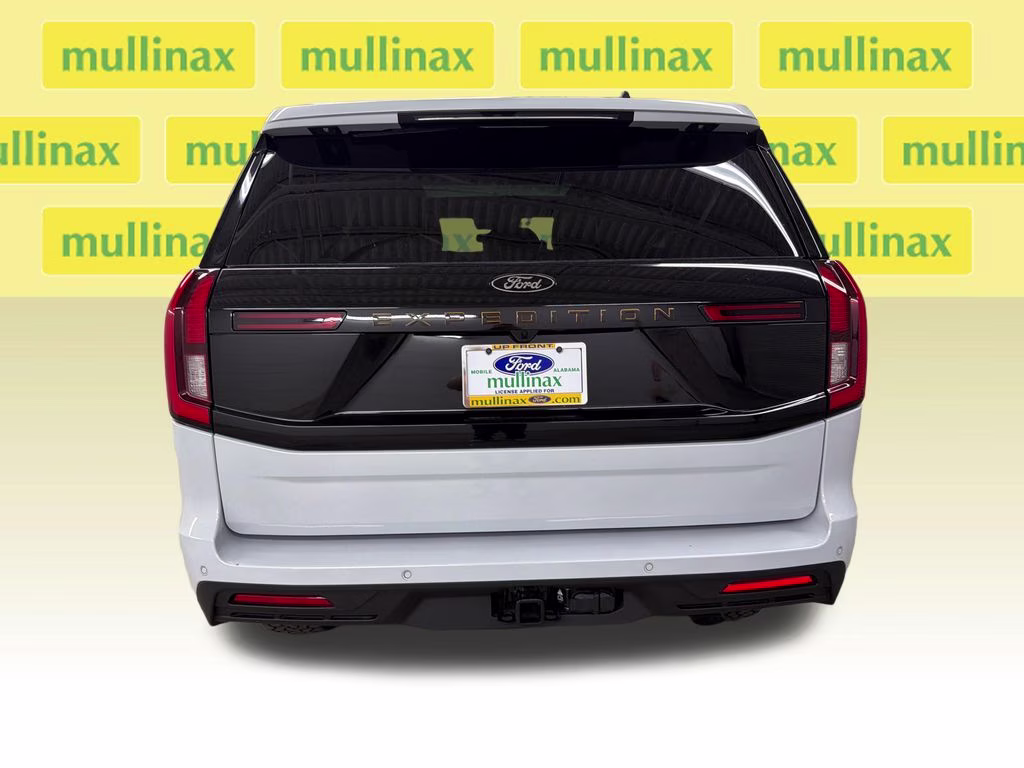 2026 SPACE SILVER Ford Expedition Tremor 4X4 SUV