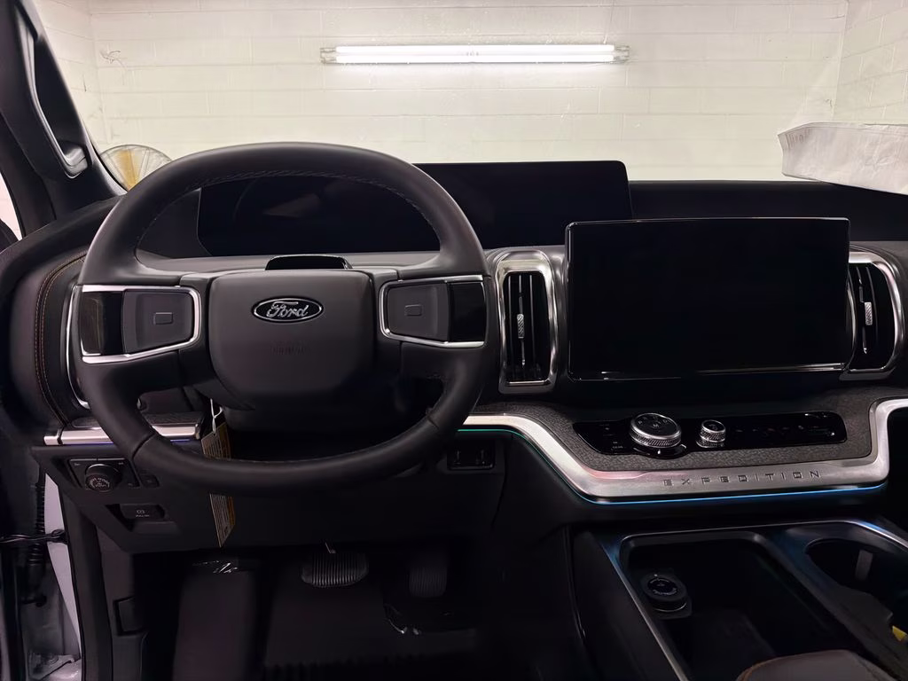 2026 SPACE SILVER Ford Expedition Tremor 4X4 SUV