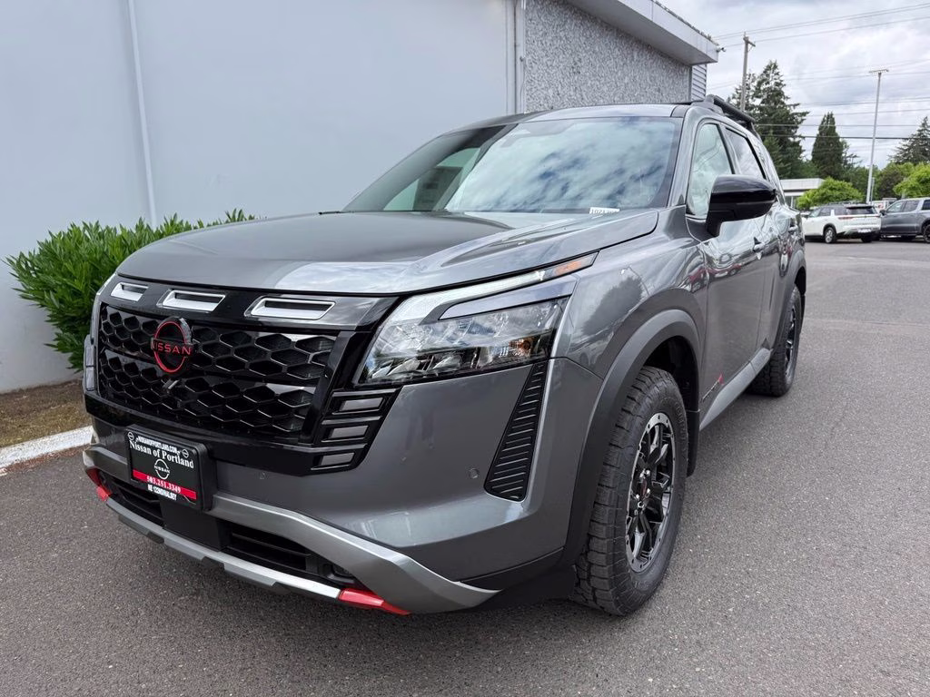 2026 Gun Metallic Nissan Pathfinder Rock Creek 4X4 SUV