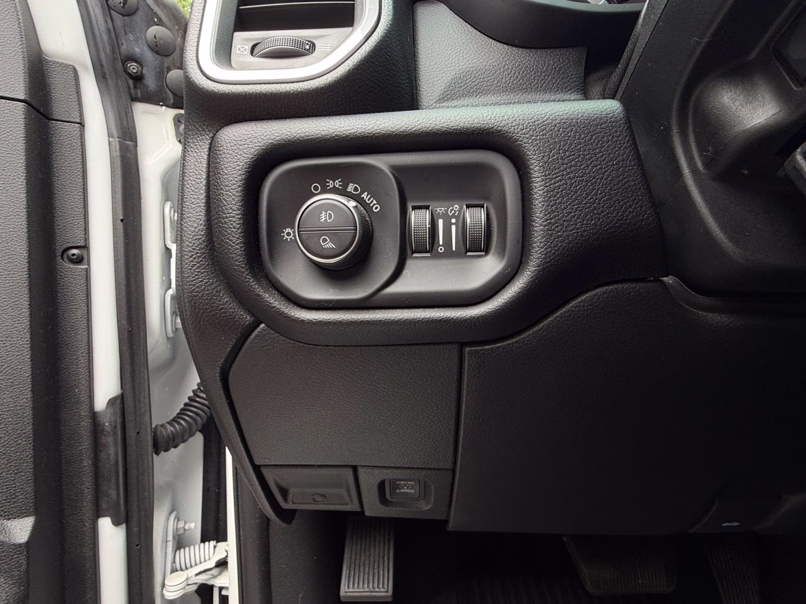 2021 Bright White Clearcoat Ram 2500 Laramie 4X4 Truck