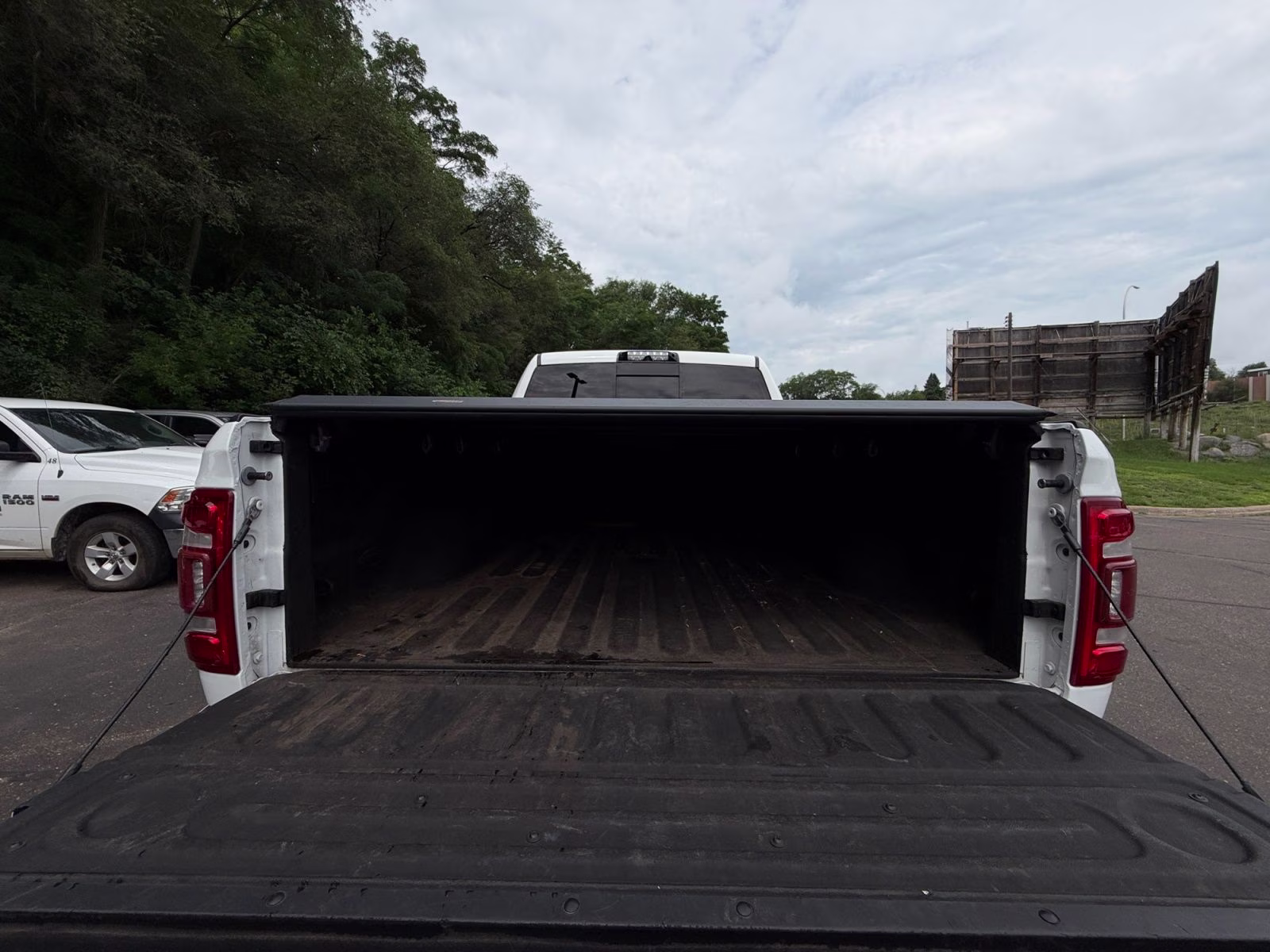 2021 Bright White Clearcoat Ram 2500 Laramie 4X4 Truck
