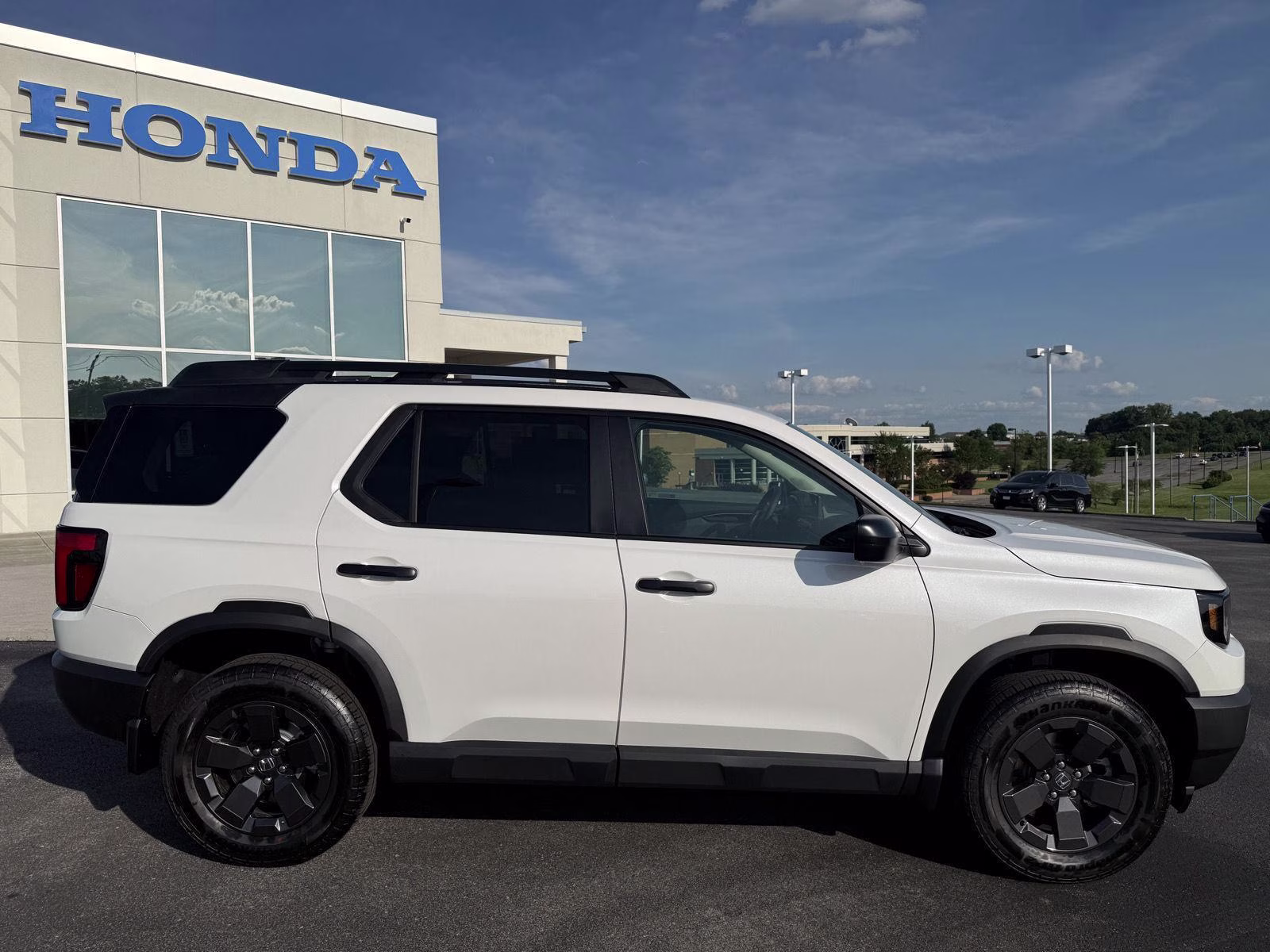 2026 Platinum White Pearl Honda Passport RTL Towing AWD SUV