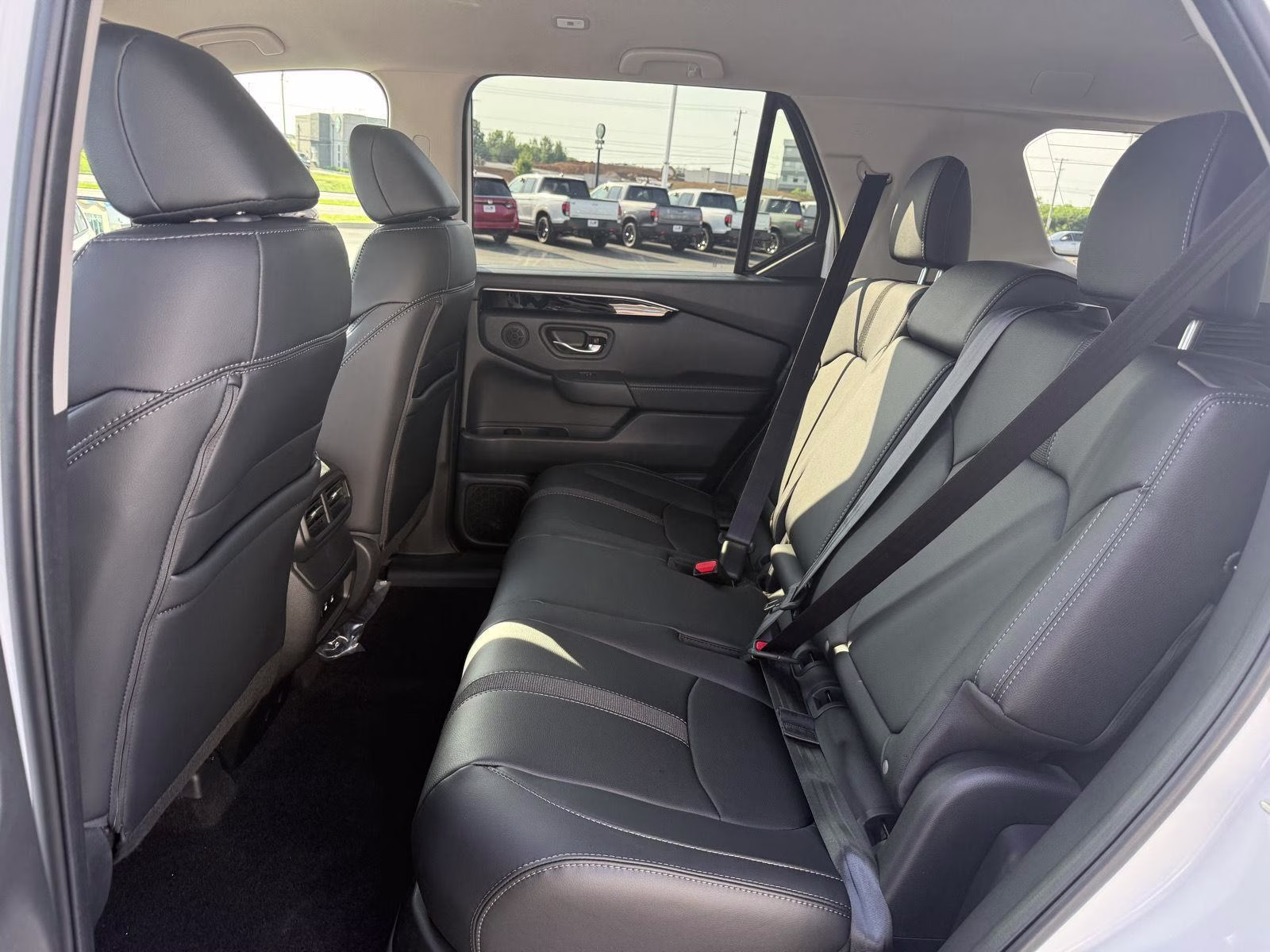 2026 Platinum White Pearl Honda Passport RTL Towing AWD SUV
