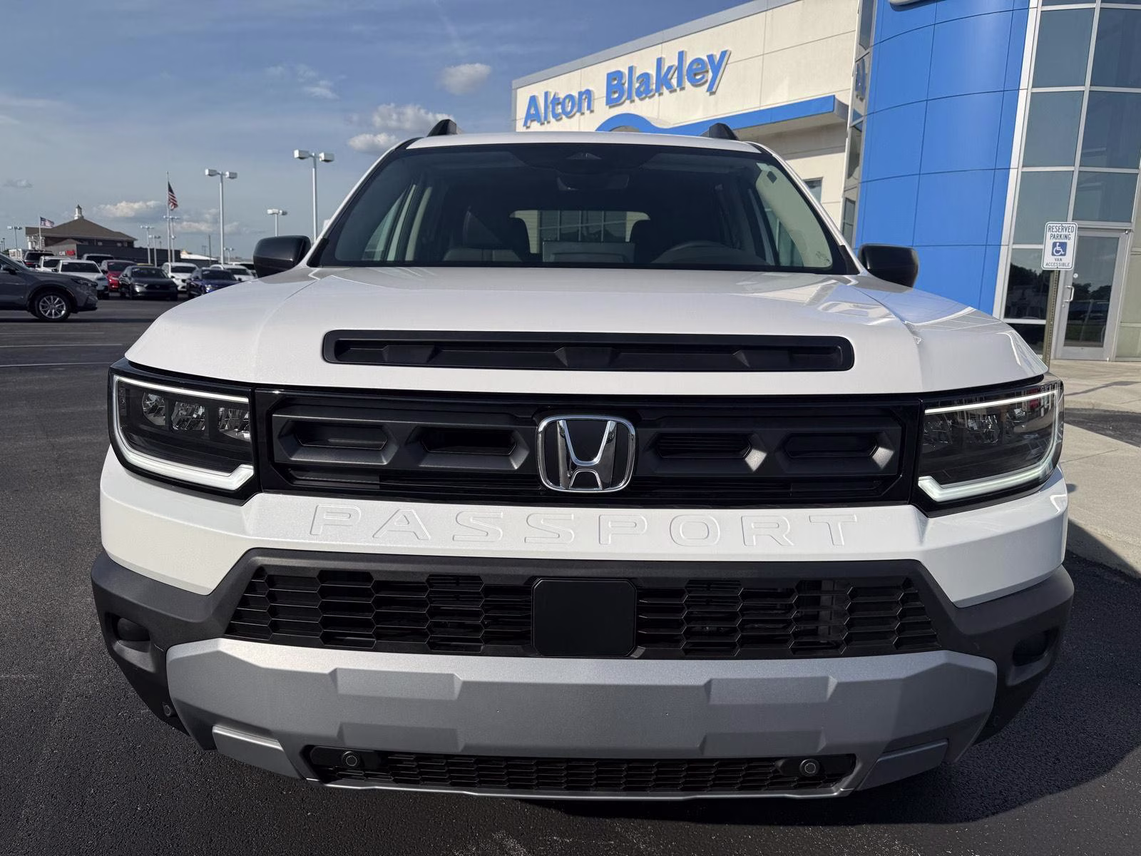2026 Platinum White Pearl Honda Passport RTL Towing AWD SUV