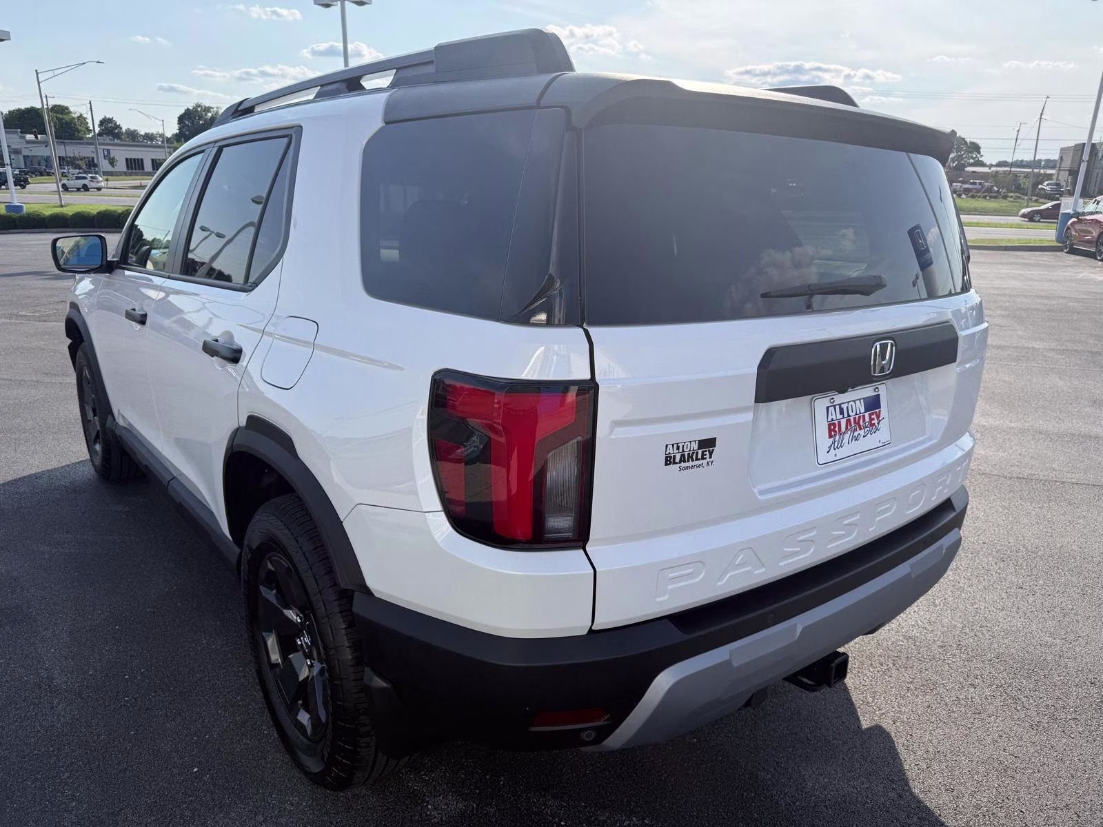 2026 Platinum White Pearl Honda Passport RTL Towing AWD SUV
