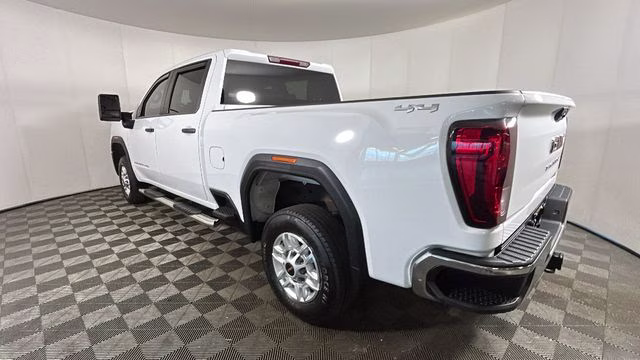 2024 Summit White GMC Sierra 2500HD Pro 4X4 Truck