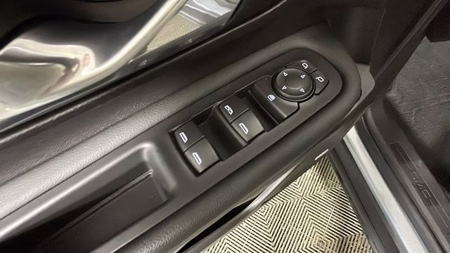 2024 Sterling Metallic GMC Terrain AT4 AWD SUV