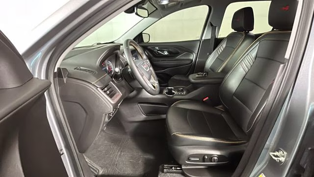 2024 Sterling Metallic GMC Terrain AT4 AWD SUV