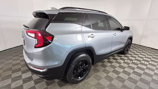 2024 Sterling Metallic GMC Terrain AT4 AWD SUV