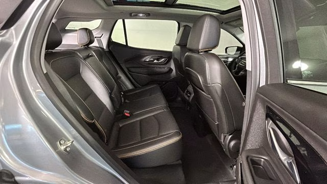 2024 Sterling Metallic GMC Terrain AT4 AWD SUV