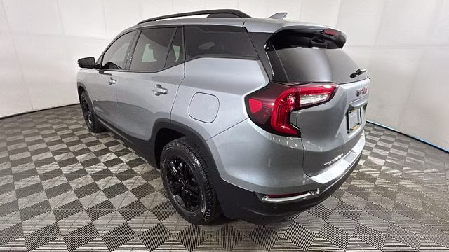 2024 Sterling Metallic GMC Terrain AT4 AWD SUV