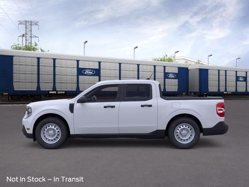 2026 Space White Metallic Ford Maverick XL FWD Truck