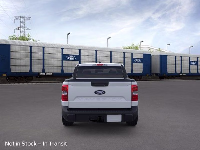 2026 Space White Metallic Ford Maverick XL FWD Truck