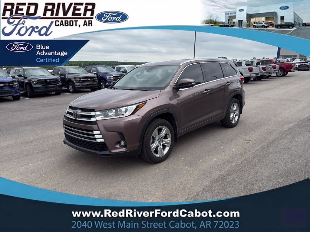 2019 Toasted Walnut Pearl Toyota Highlander Limited FWD SUV