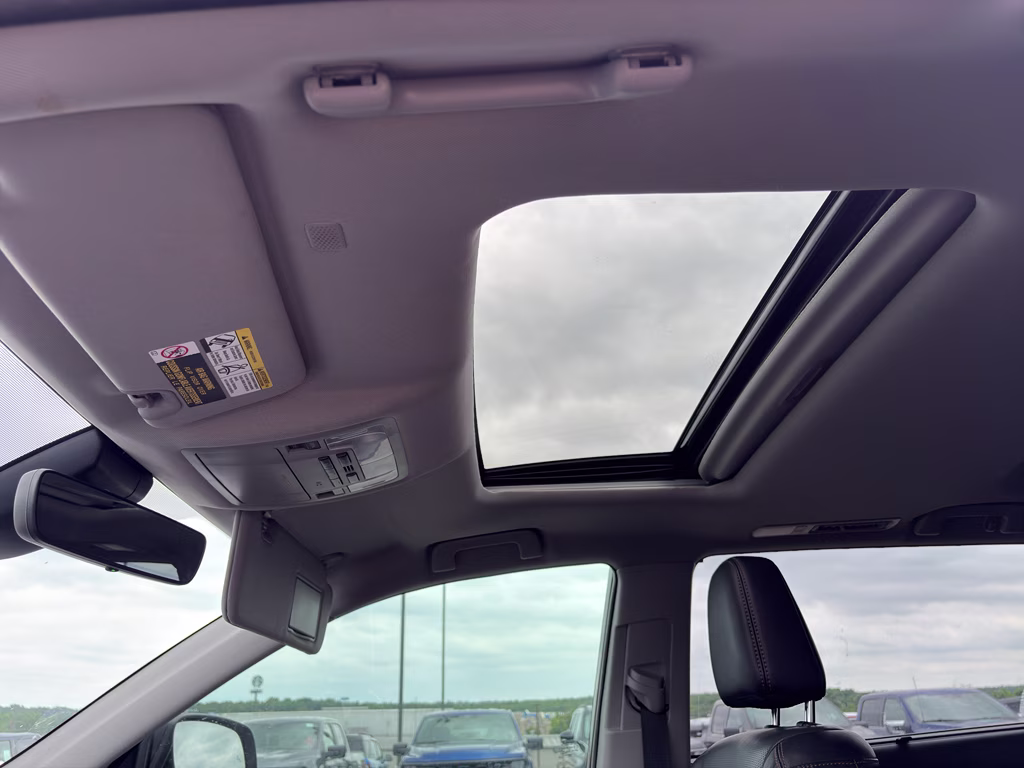 2019 Toasted Walnut Pearl Toyota Highlander Limited FWD SUV