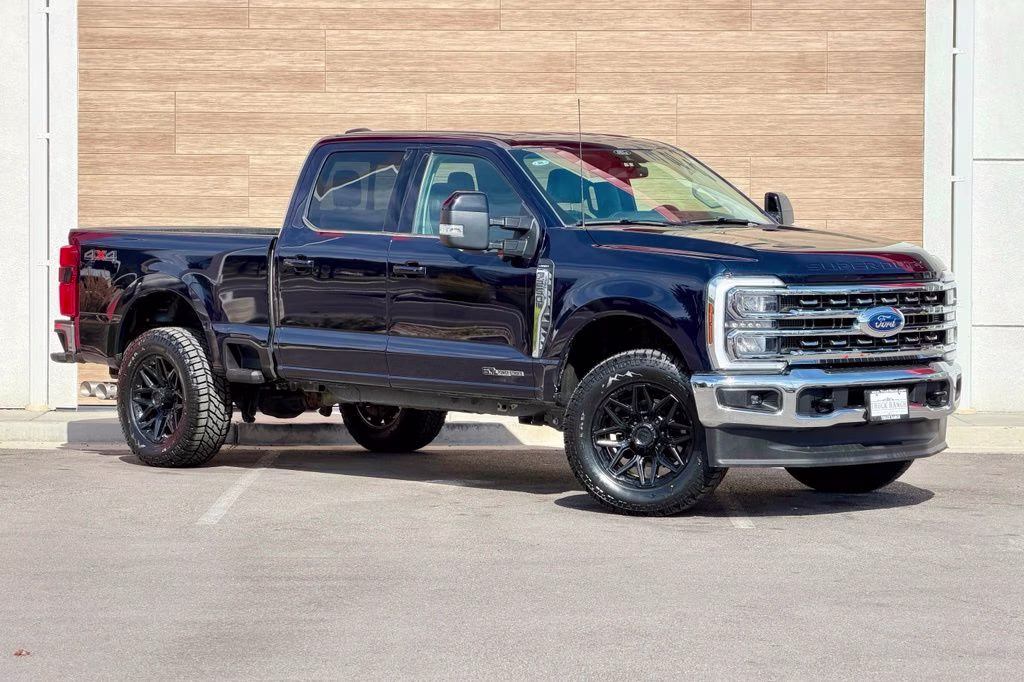 2024 Blue Metallic Ford Super Duty F-250 SRW Lariat 4X4 Truck