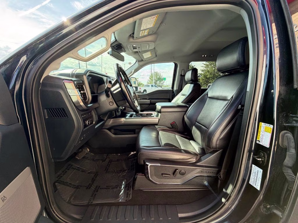 2024 Blue Metallic Ford Super Duty F-250 SRW Lariat 4X4 Truck