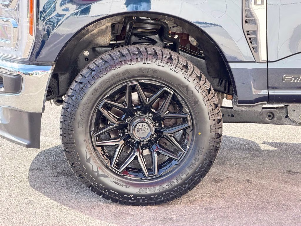 2024 Blue Metallic Ford Super Duty F-250 SRW Lariat 4X4 Truck