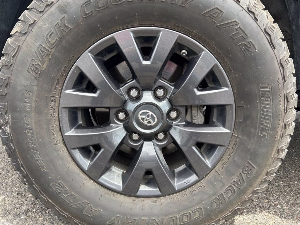 2021 Silver Sky Metallic Toyota Tacoma SR5 4X4 Truck