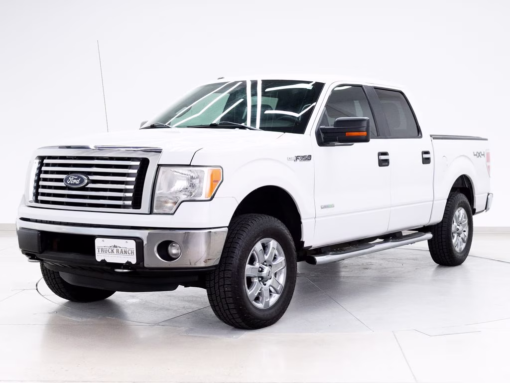 2011 Oxford White Ford F-150 XLT 4X4 Truck