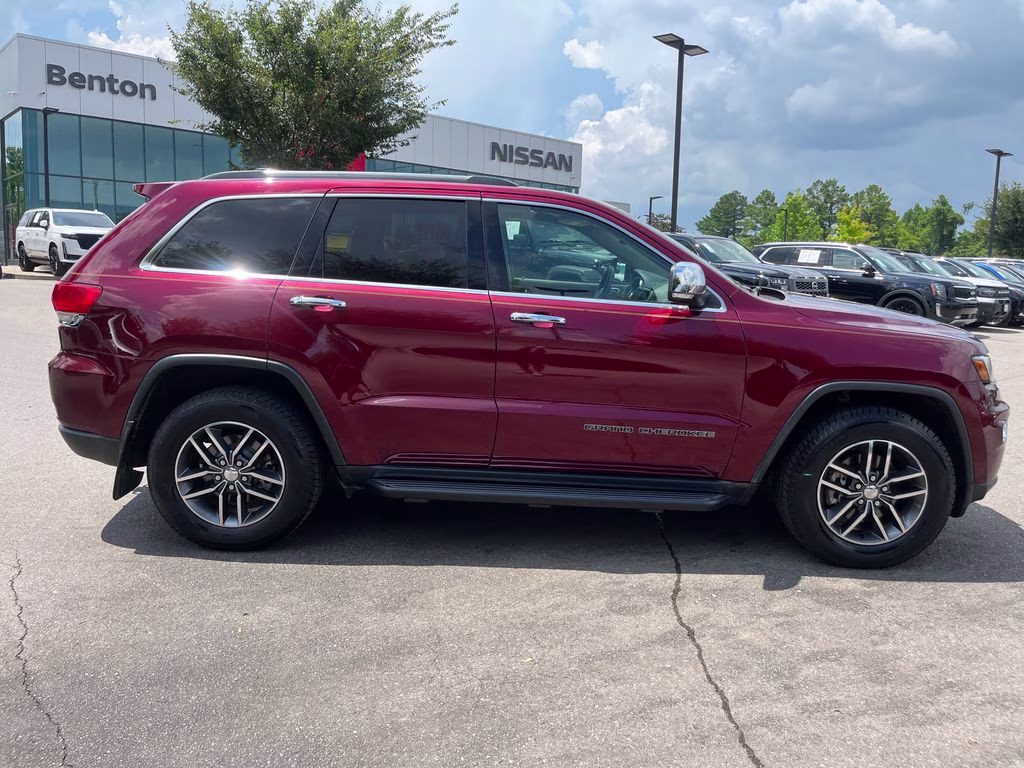 2017 Velvet Red Pearlcoat Jeep Grand Cherokee Limited RWD SUV