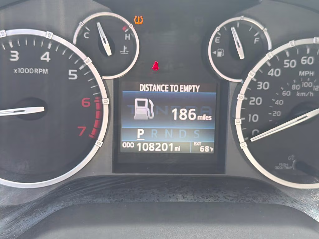 2017 Super White Toyota Tundra Limited 4X4 Truck
