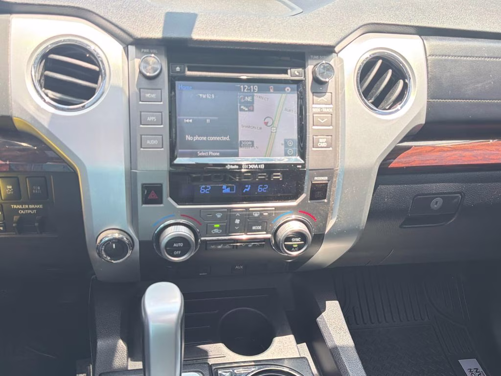 2017 Super White Toyota Tundra Limited 4X4 Truck