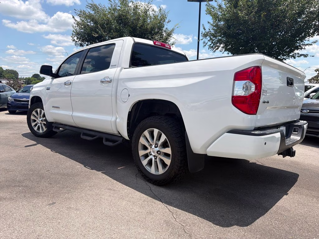 2017 Super White Toyota Tundra Limited 4X4 Truck