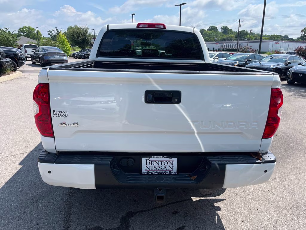 2017 Super White Toyota Tundra Limited 4X4 Truck