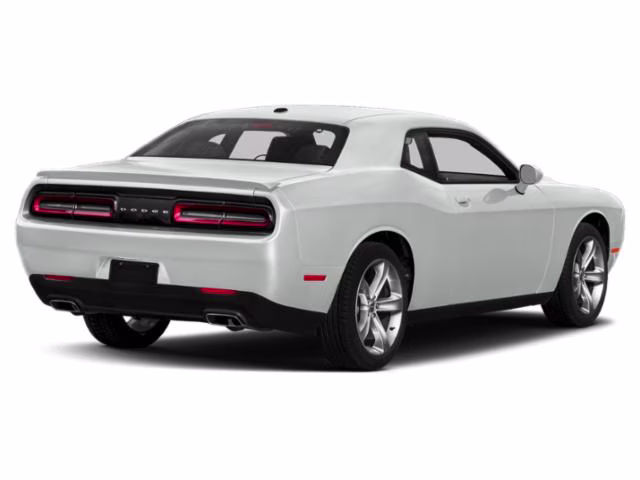 2015 Bright White Clearcoat Dodge Challenger R/T RWD Coupe