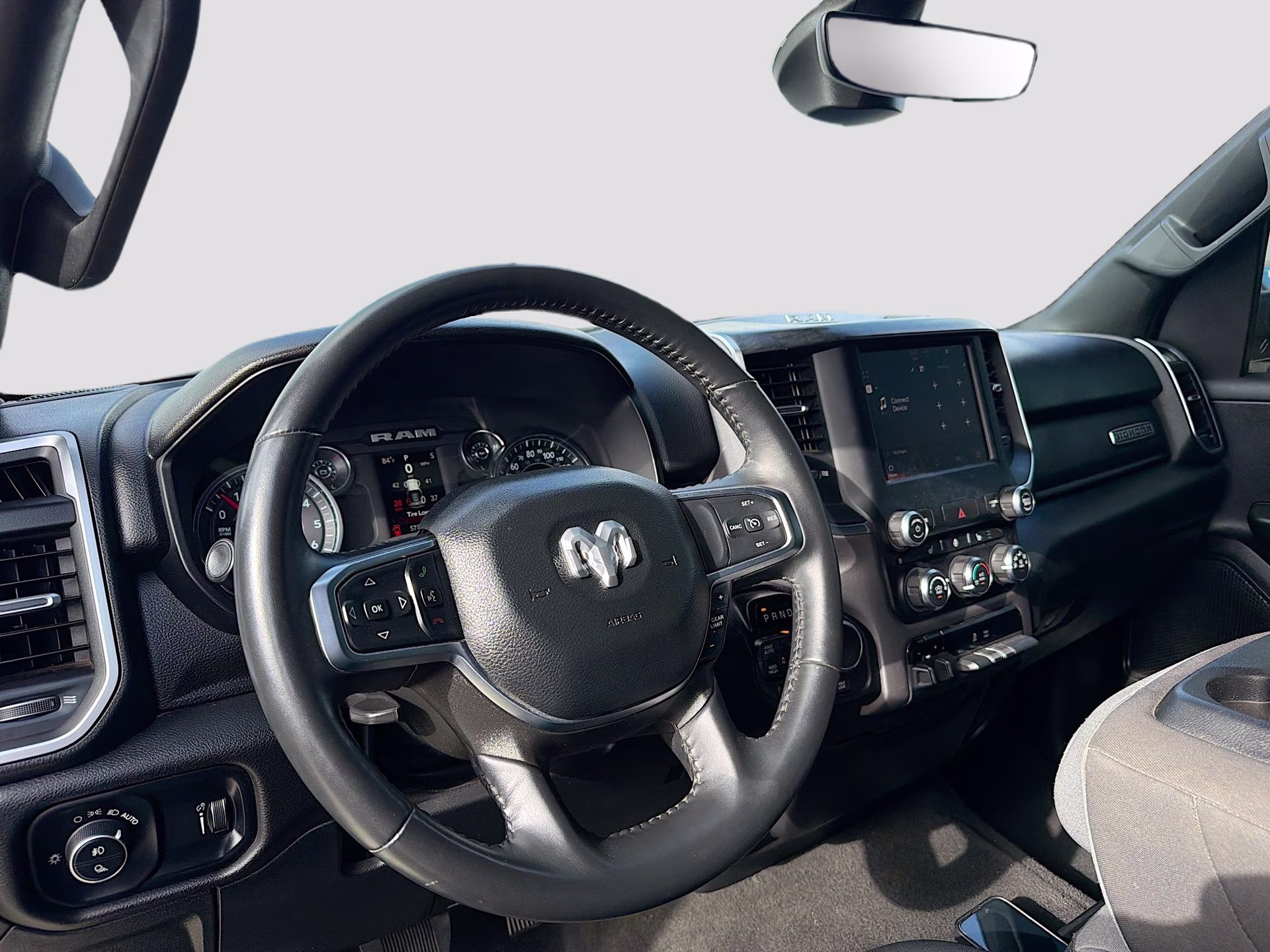 2024 Bright White Clearcoat Ram 1500 Big Horn/Lone Star 4X4 Truck
