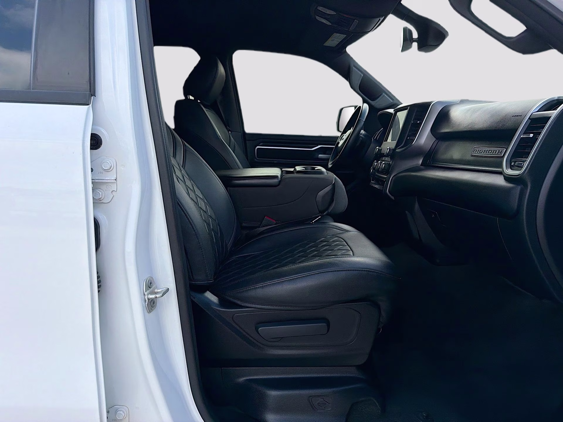 2024 Bright White Clearcoat Ram 1500 Big Horn/Lone Star 4X4 Truck