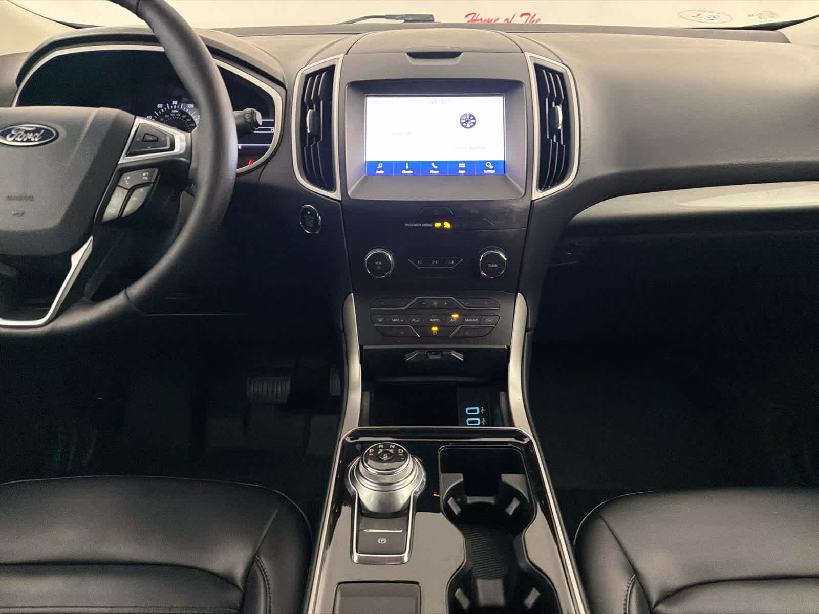 2019 Ingot Silver Metallic Ford Edge SEL FWD SUV