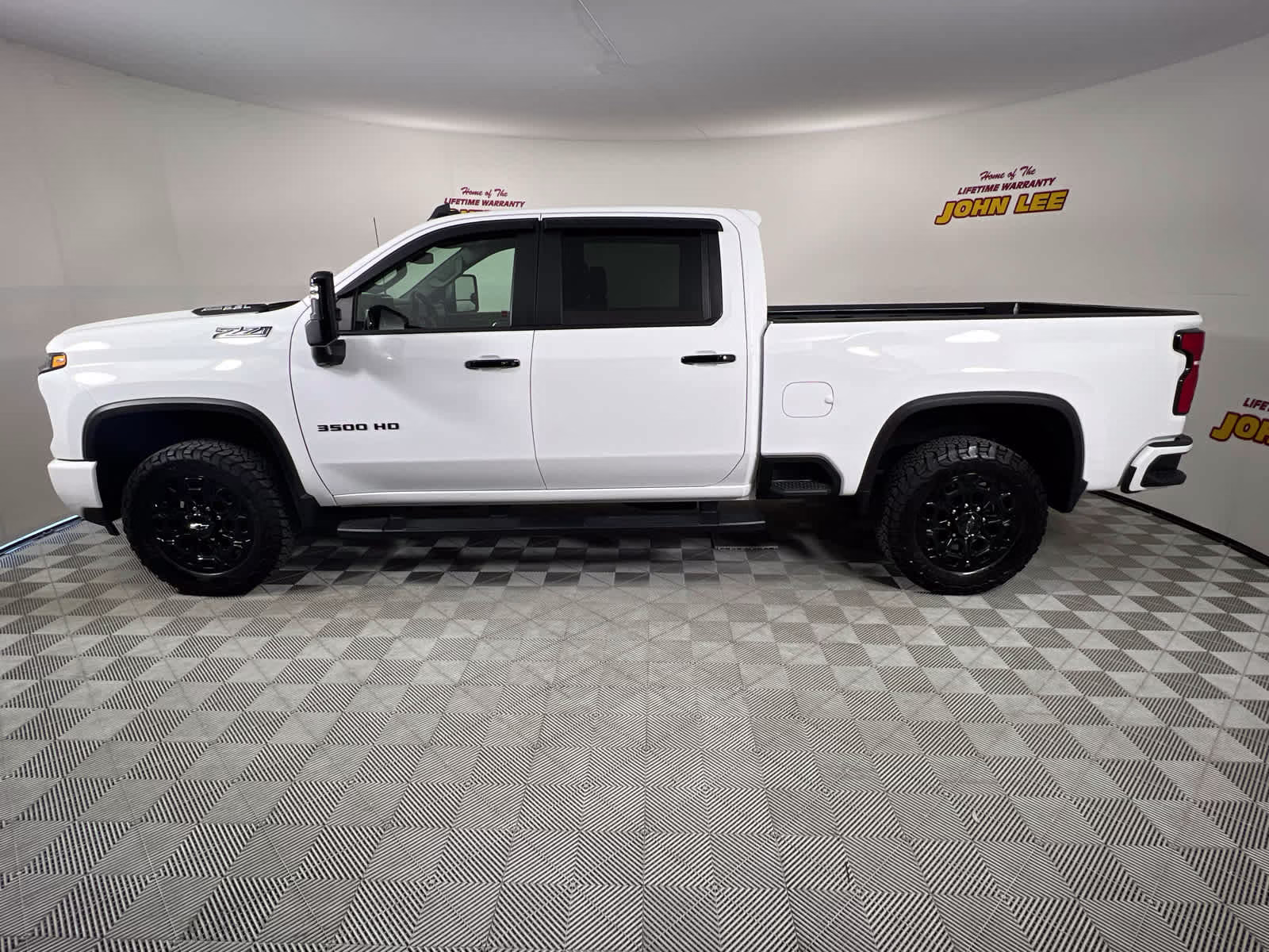 2024 Summit White Chevrolet Silverado 3500HD LT 4X4 Truck