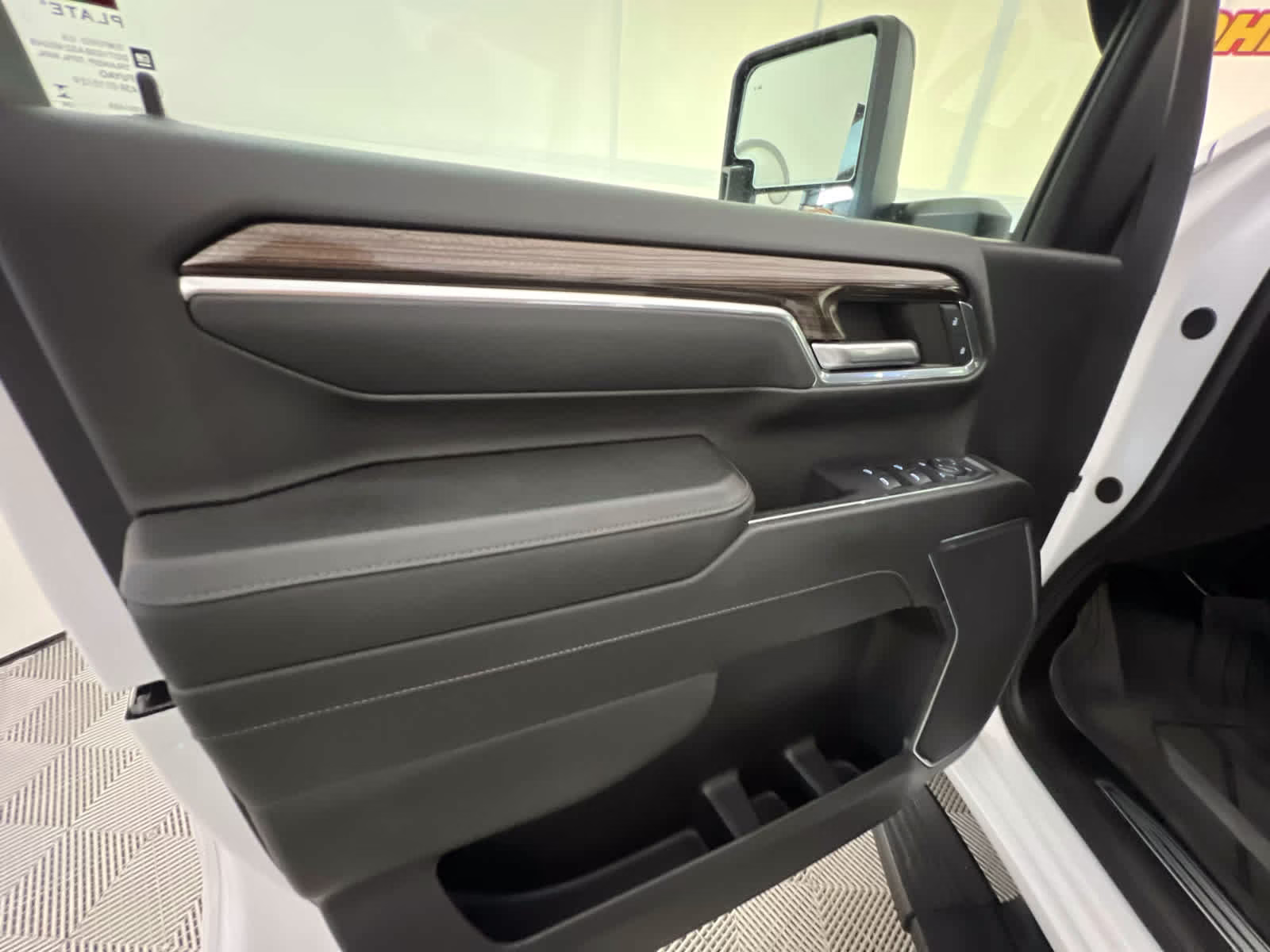 2024 Summit White Chevrolet Silverado 3500HD LT 4X4 Truck