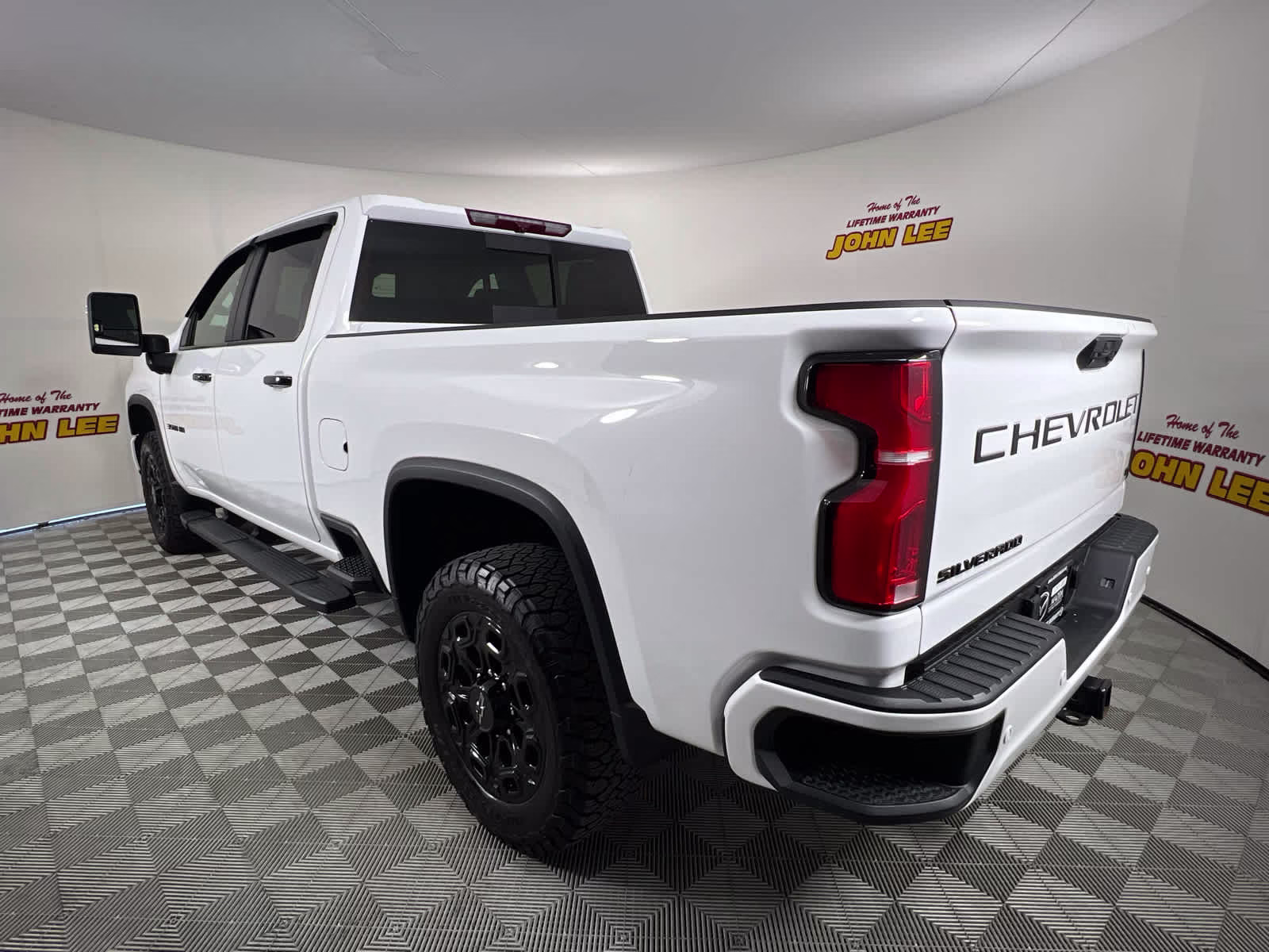 2024 Summit White Chevrolet Silverado 3500HD LT 4X4 Truck