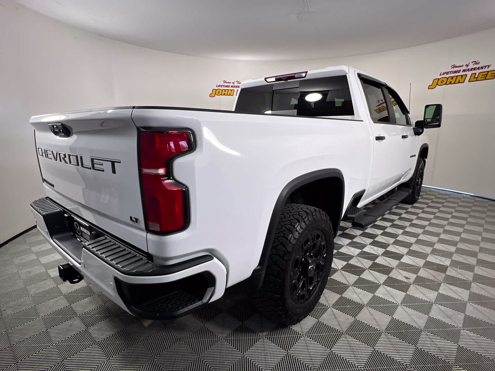 2024 Summit White Chevrolet Silverado 3500HD LT 4X4 Truck