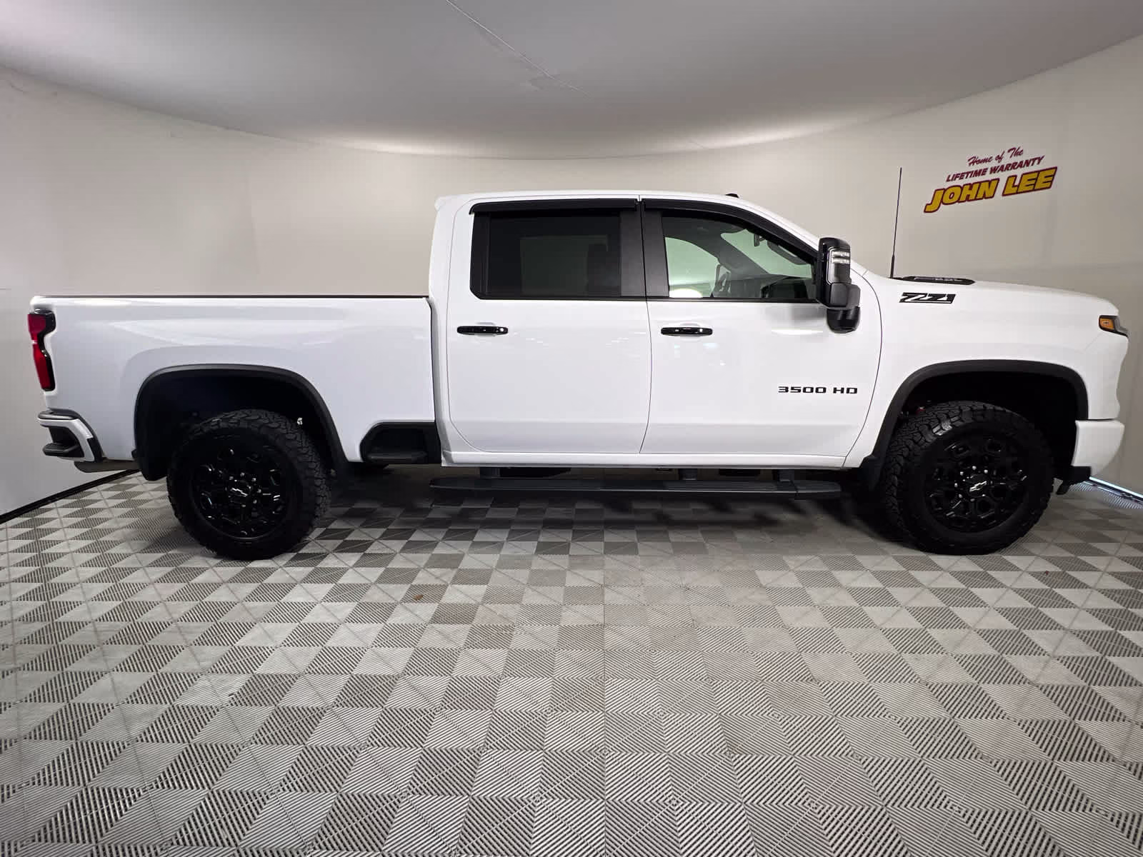 2024 Summit White Chevrolet Silverado 3500HD LT 4X4 Truck