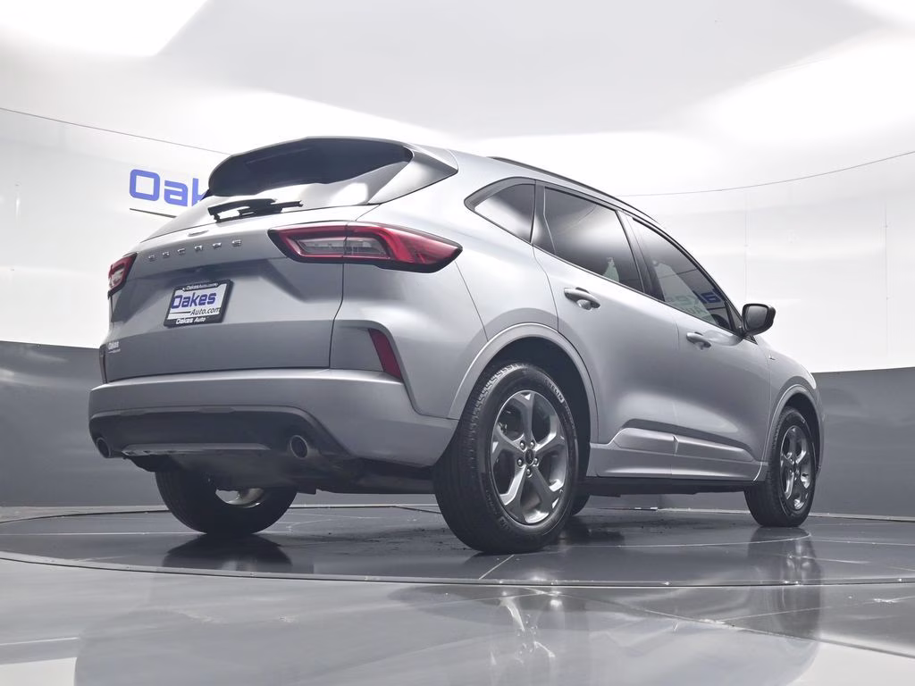 2024 Silver Metallic Ford Escape ST-Line FWD SUV