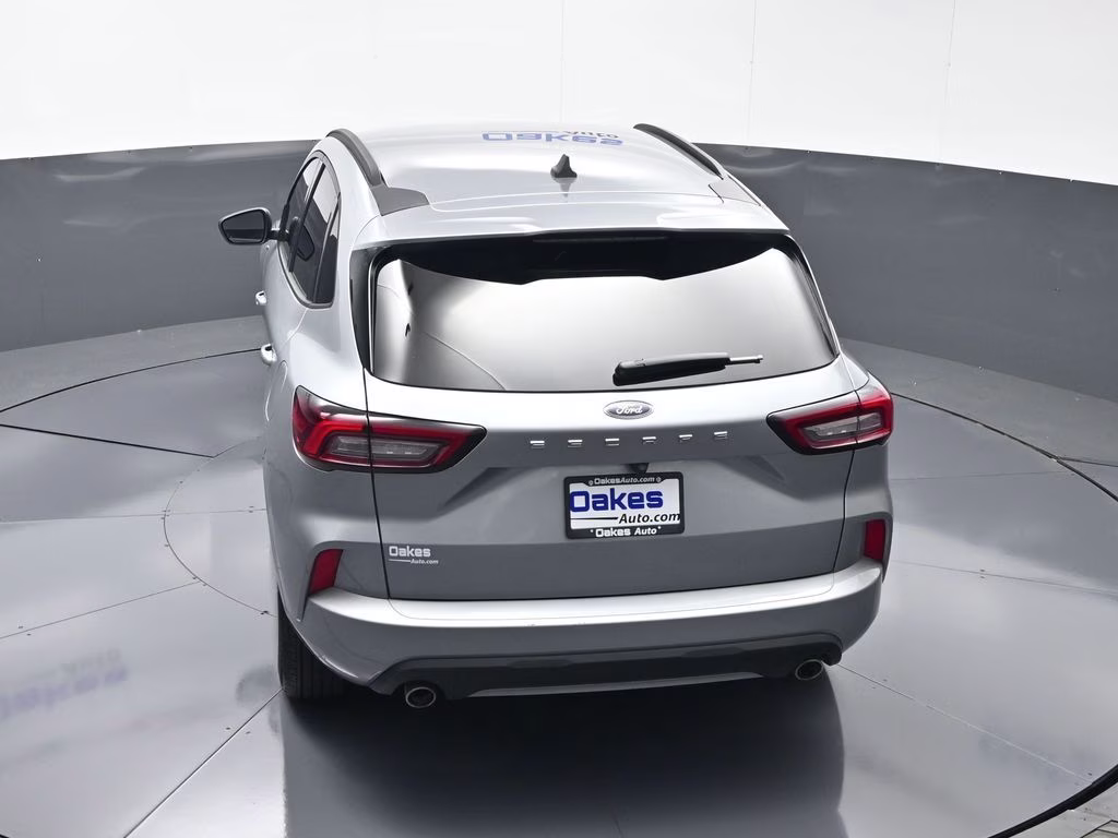 2024 Silver Metallic Ford Escape ST-Line FWD SUV