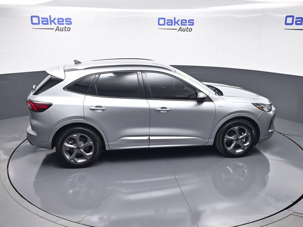 2024 Silver Metallic Ford Escape ST-Line FWD SUV