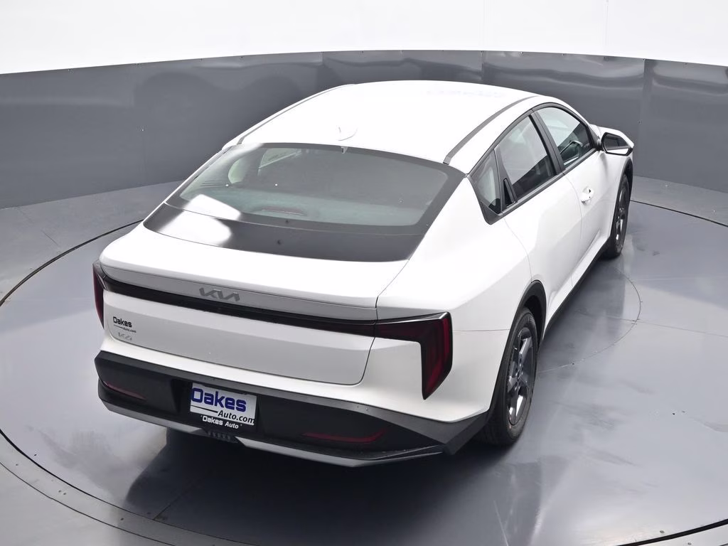 2026 Snow White Pearl Kia K4 LXS FWD Sedan